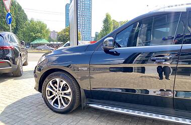Седан Mercedes-Benz GLE-Class 2018 в 