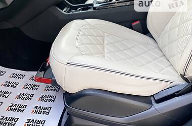 Седан Mercedes-Benz GLE-Class 2018 в 