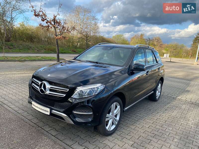Внедорожник / Кроссовер Mercedes-Benz GLE-Class 2015 в Ужгороде фото 2 Внедорожник / Кроссовер Mercedes-Benz GLE-Class 2015 в Ужгороде