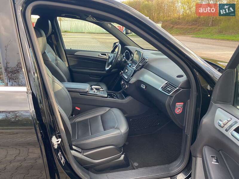 Внедорожник / Кроссовер Mercedes-Benz GLE-Class 2015 в Ужгороде фото 8 Внедорожник / Кроссовер Mercedes-Benz GLE-Class 2015 в Ужгороде