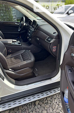 Внедорожник / Кроссовер Mercedes-Benz GLE-Class 2016 в 