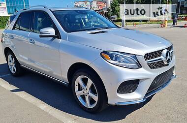 Внедорожник / Кроссовер Mercedes-Benz GLE-Class 2015 в 