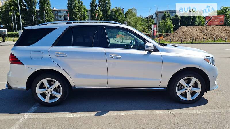 Позашляховик / Кросовер Mercedes-Benz GLE-Class 2015 в Олександрівці (Краматорського району) фото 6 Позашляховик / Кросовер Mercedes-Benz GLE-Class 2015 в Олександрівці (Краматорського району)