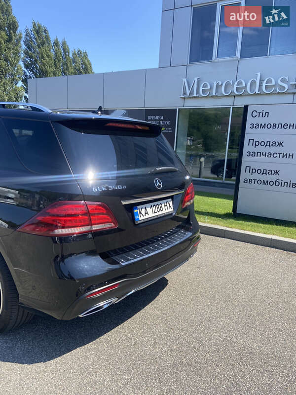Позашляховик / Кросовер Mercedes-Benz GLE-Class 2015 в Києві