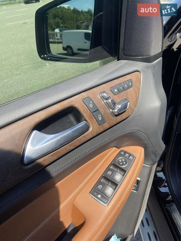 Позашляховик / Кросовер Mercedes-Benz GLE-Class 2015 в Києві