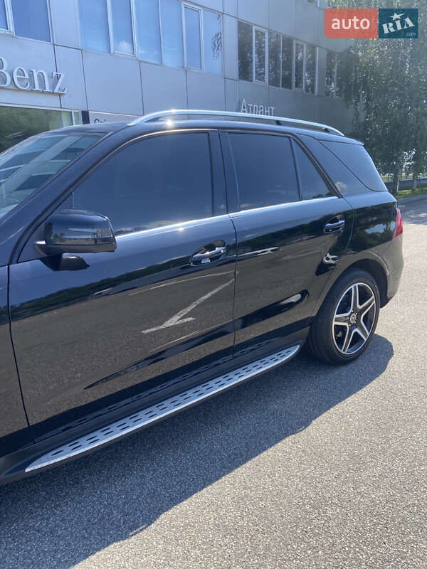 Позашляховик / Кросовер Mercedes-Benz GLE-Class 2015 в Києві