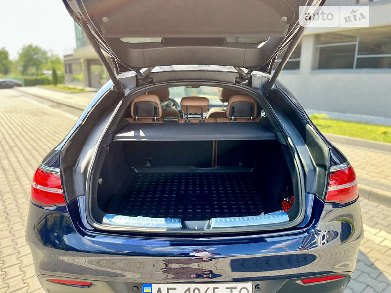 Внедорожник / Кроссовер Mercedes-Benz GLE-Class 2017 в Ивано-Франковске