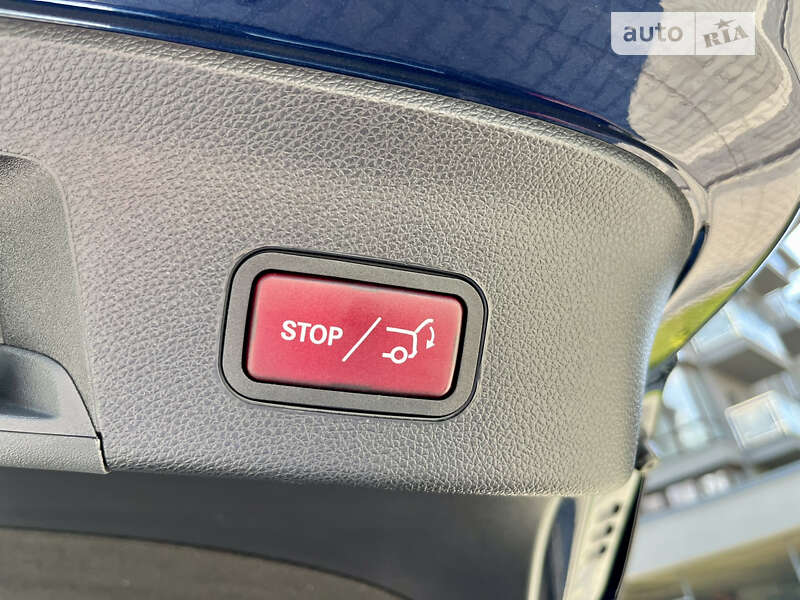 Внедорожник / Кроссовер Mercedes-Benz GLE-Class 2017 в Ивано-Франковске