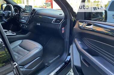 Внедорожник / Кроссовер Mercedes-Benz GLE-Class 2017 в 