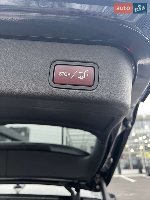 Внедорожник / Кроссовер Mercedes-Benz GLE-Class 2016 в Днепре