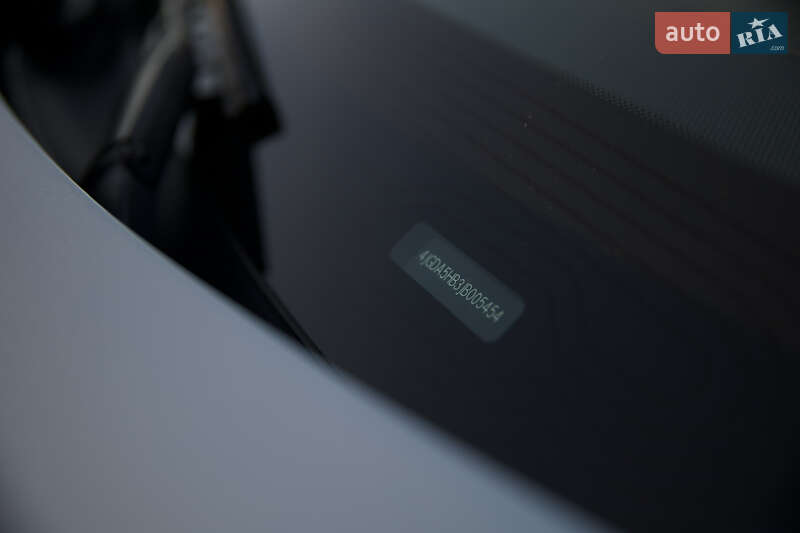 Внедорожник / Кроссовер Mercedes-Benz GLE-Class 2017 в Стрые