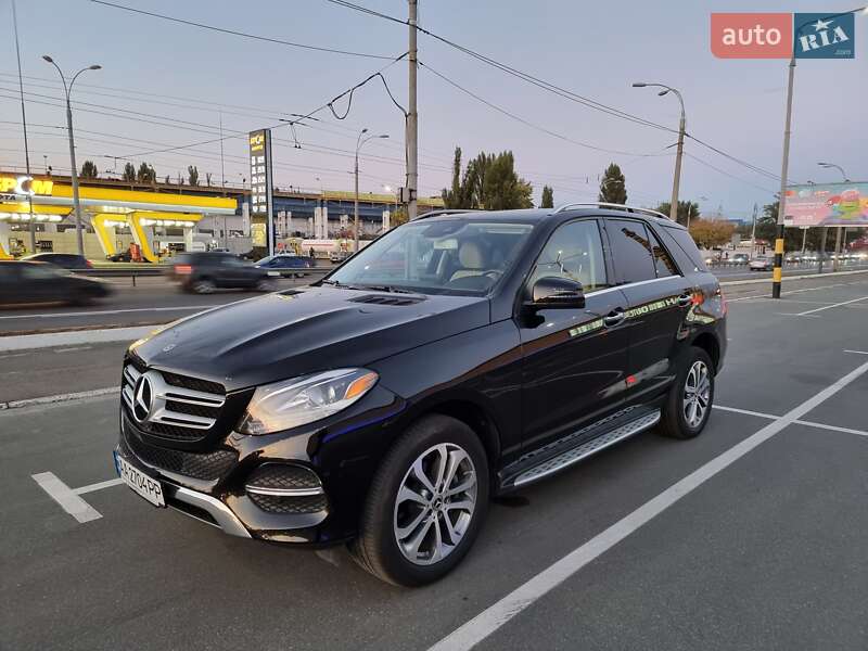 Внедорожник / Кроссовер Mercedes-Benz GLE-Class 2017 в Киеве