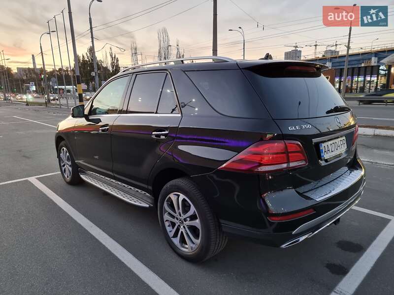 Внедорожник / Кроссовер Mercedes-Benz GLE-Class 2017 в Киеве