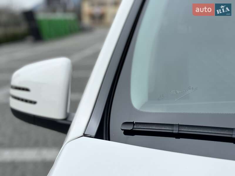 Внедорожник / Кроссовер Mercedes-Benz GLE-Class 2015 в Хусте