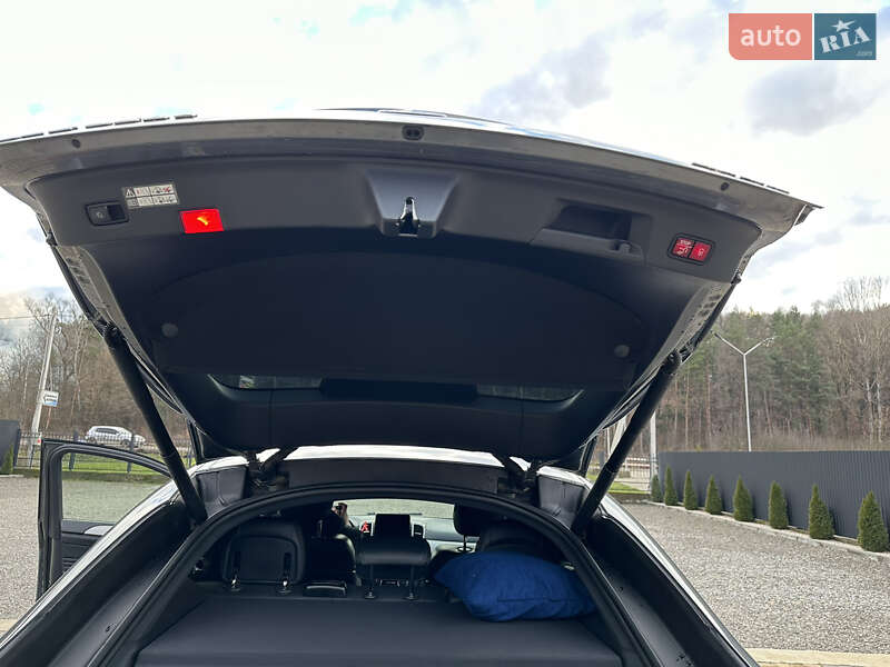 Внедорожник / Кроссовер Mercedes-Benz GLE-Class 2018 в Иршаве