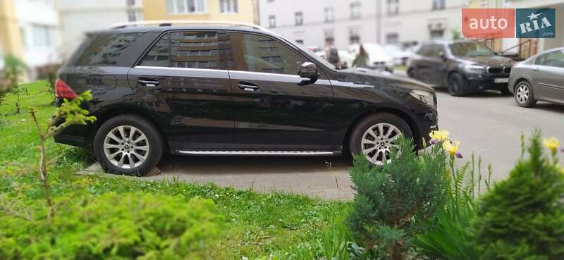 Позашляховик / Кросовер Mercedes-Benz GLE-Class 2017 в Львові