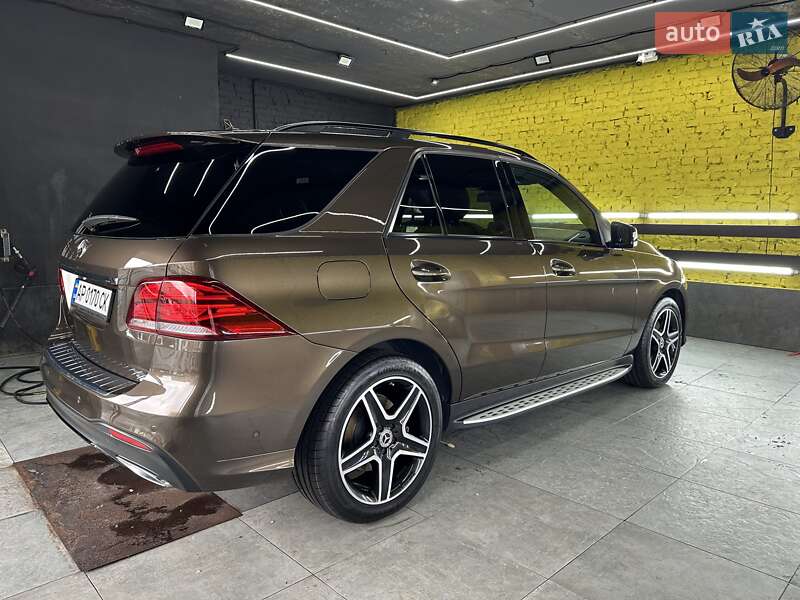 Внедорожник / Кроссовер Mercedes-Benz GLE-Class 2017 в Киеве