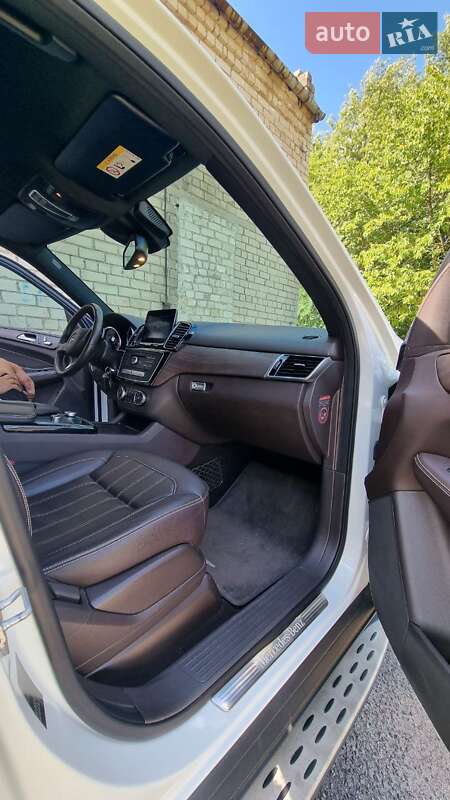 Внедорожник / Кроссовер Mercedes-Benz GLE-Class 2016 в Виннице