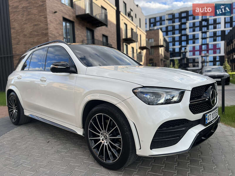 Внедорожник / Кроссовер Mercedes-Benz GLE-Class 2019 в Калуше