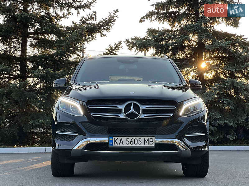 Внедорожник / Кроссовер Mercedes-Benz GLE-Class 2016 в Киеве