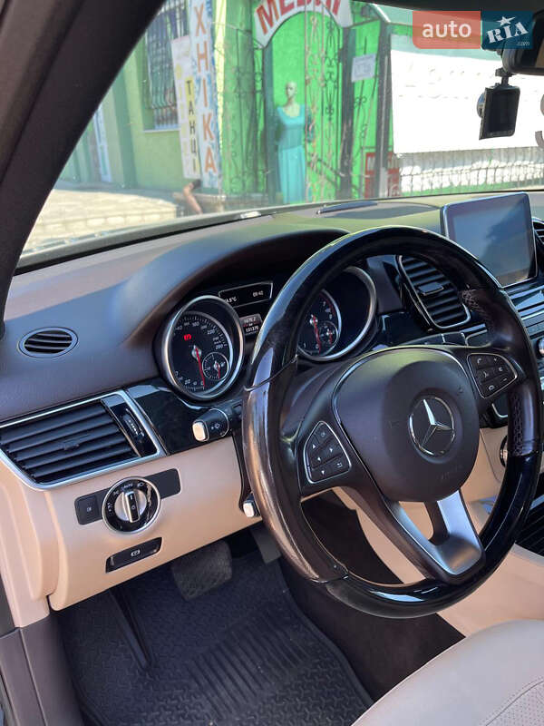 Внедорожник / Кроссовер Mercedes-Benz GLE-Class 2016 в Звенигородке