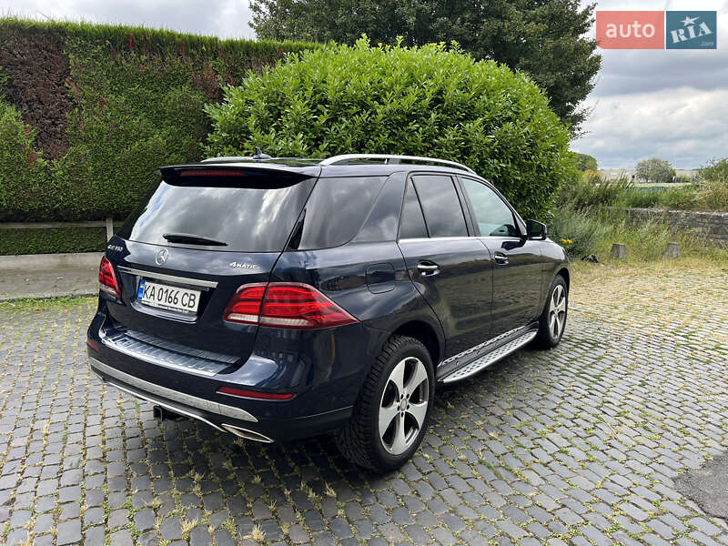Внедорожник / Кроссовер Mercedes-Benz GLE-Class 2016 в Киеве