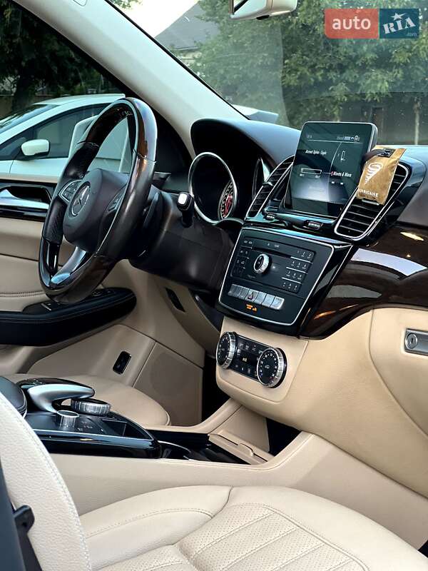 Позашляховик / Кросовер Mercedes-Benz GLE-Class 2018 в Одесі фото 32 Позашляховик / Кросовер Mercedes-Benz GLE-Class 2018 в Одесі