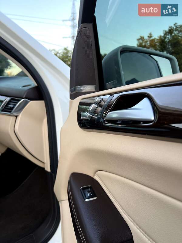 Позашляховик / Кросовер Mercedes-Benz GLE-Class 2018 в Одесі фото 34 Позашляховик / Кросовер Mercedes-Benz GLE-Class 2018 в Одесі