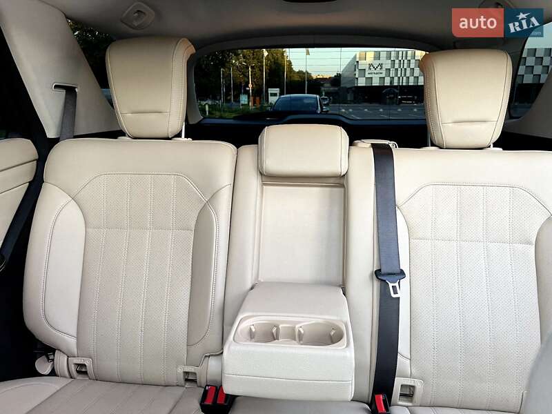 Позашляховик / Кросовер Mercedes-Benz GLE-Class 2018 в Одесі фото 48 Позашляховик / Кросовер Mercedes-Benz GLE-Class 2018 в Одесі