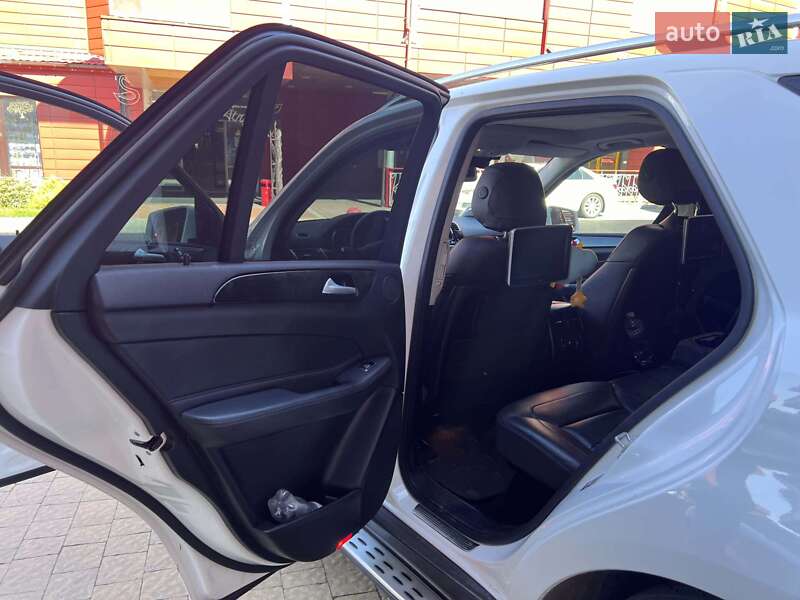 Внедорожник / Кроссовер Mercedes-Benz GLE-Class 2016 в Львове