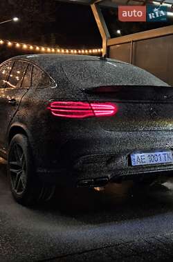 Внедорожник / Кроссовер Mercedes-Benz GLE-Class 2015 в 