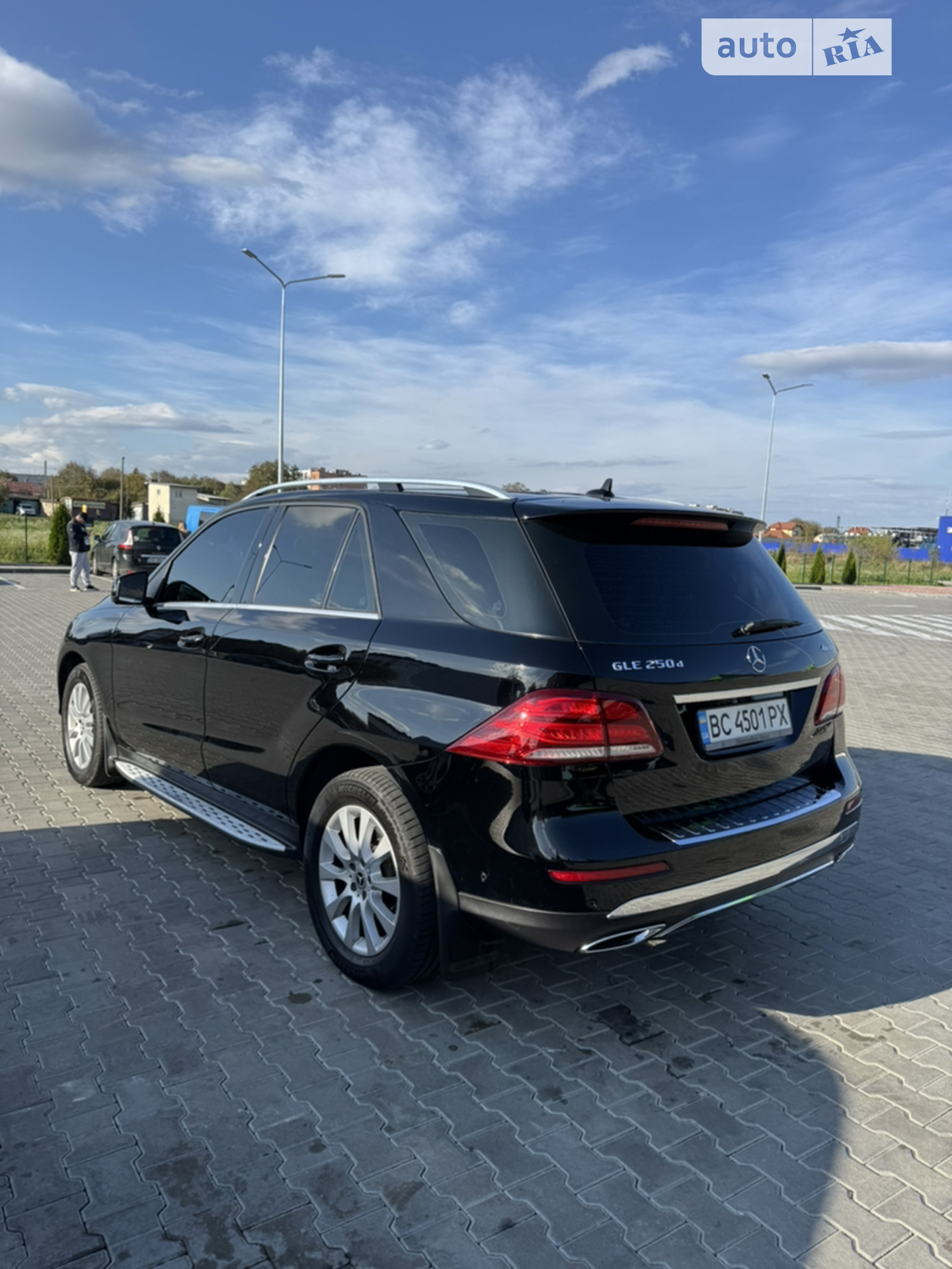 2016 Mercedes-Benz GLE - мініатюра 45