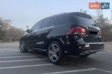 Позашляховик / Кросовер Mercedes-Benz GLE-Class 2016 в Ужгороді