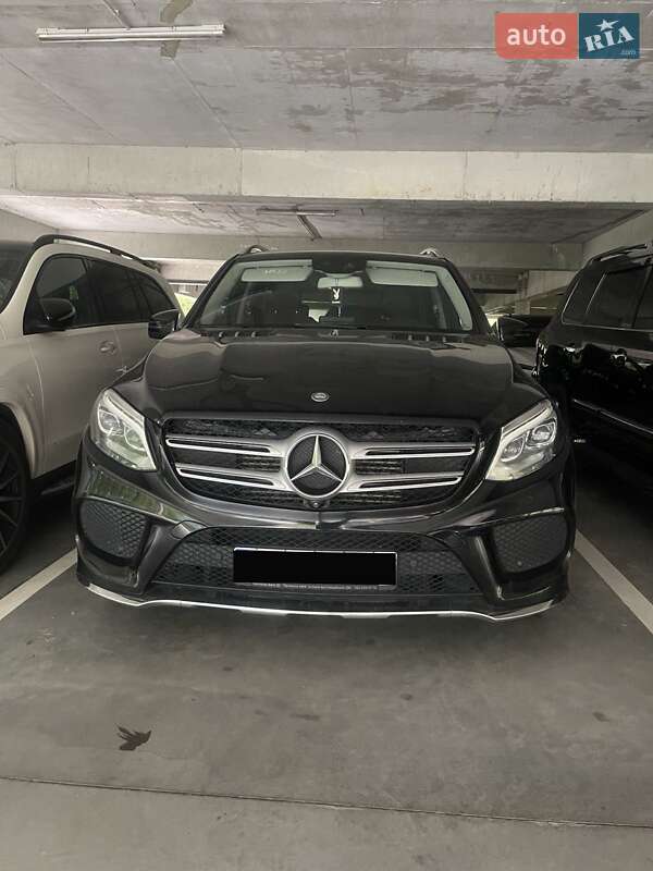 Внедорожник / Кроссовер Mercedes-Benz GLE-Class 2016 в Ужгороде