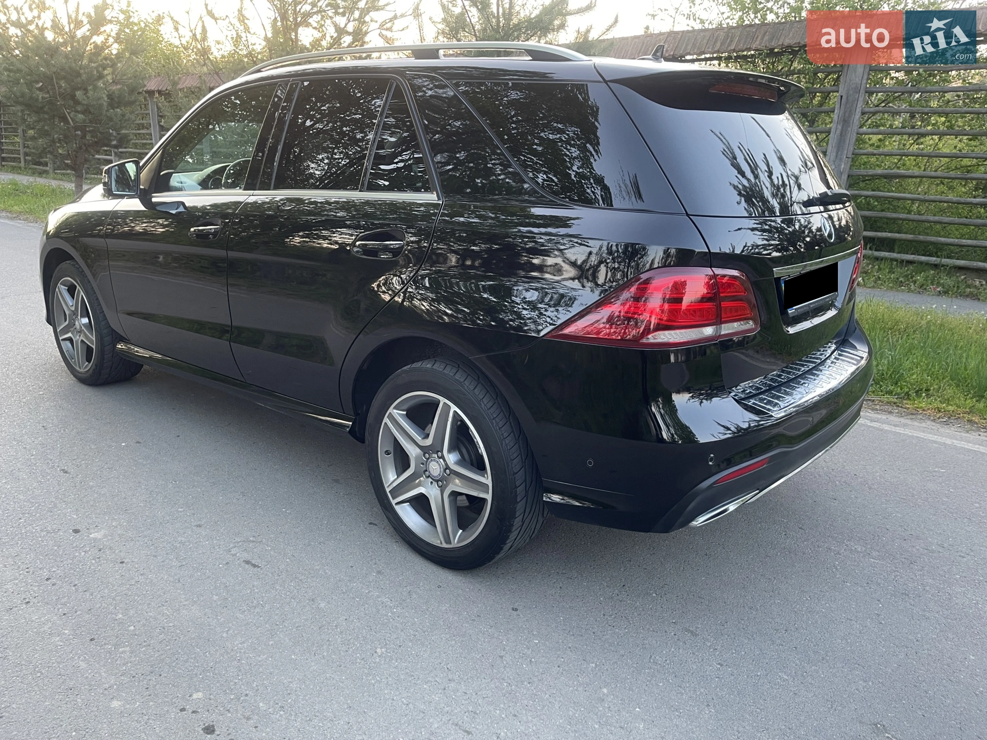 2016 Mercedes-Benz GLE - мініатюра 25