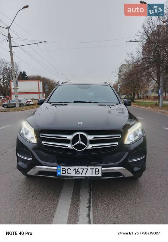 Внедорожник / Кроссовер Mercedes-Benz GLE-Class 2017 в Львове фото 15 Внедорожник / Кроссовер Mercedes-Benz GLE-Class 2017 в Львове