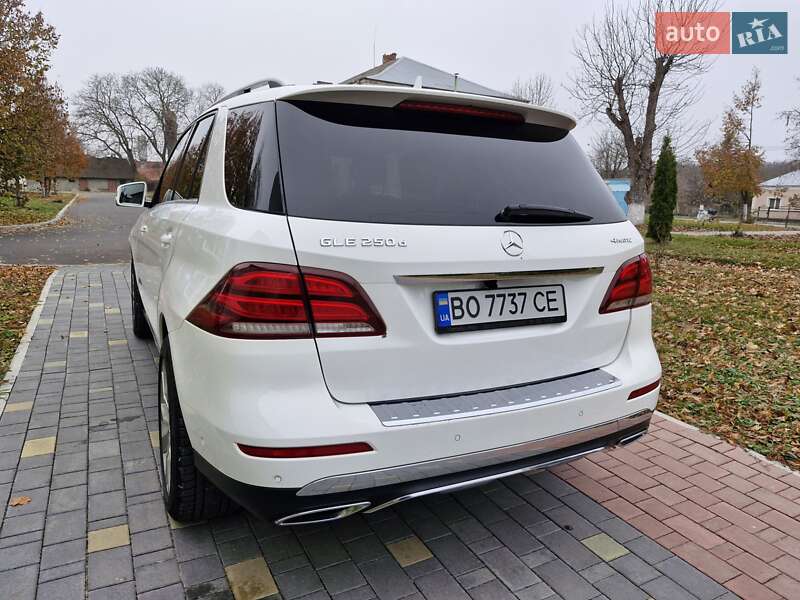 Позашляховик / Кросовер Mercedes-Benz GLE-Class 2016 в Тернополі