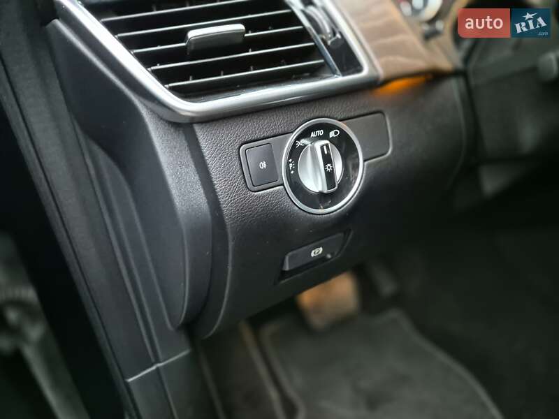 Позашляховик / Кросовер Mercedes-Benz GLE-Class 2016 в Києві фото 30 Позашляховик / Кросовер Mercedes-Benz GLE-Class 2016 в Києві