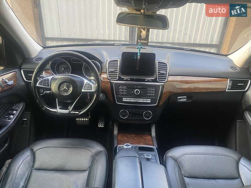 Внедорожник / Кроссовер Mercedes-Benz GLE-Class 2016 в Ужгороде