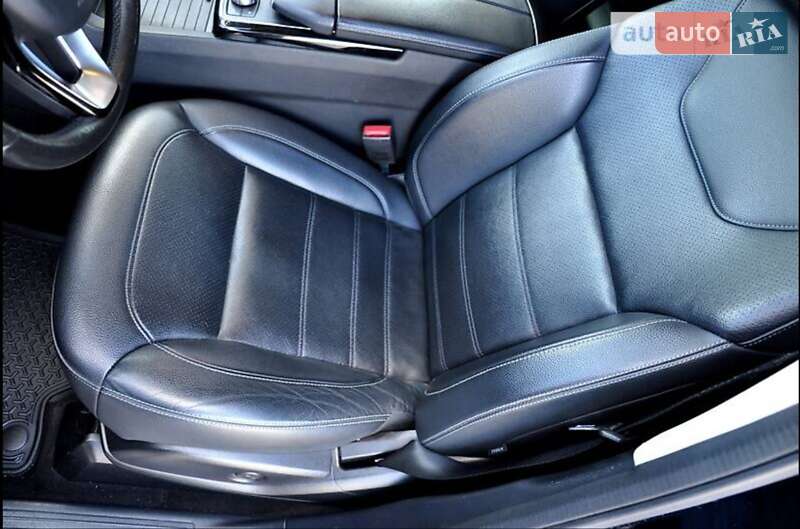 Позашляховик / Кросовер Mercedes-Benz GLE-Class 2016 в Києві