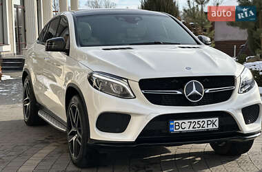 Позашляховик / Кросовер Mercedes-Benz GLE-Class 2015 в Стрию