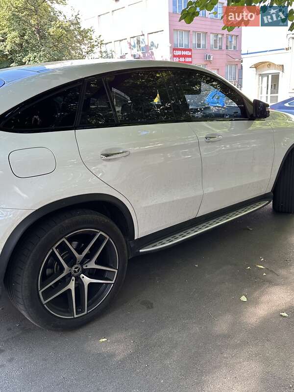 Позашляховик / Кросовер Mercedes-Benz GLE-Class 2018 в Одесі