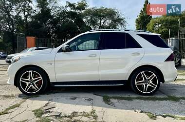 Внедорожник / Кроссовер Mercedes-Benz GLE-Class 2018 в 