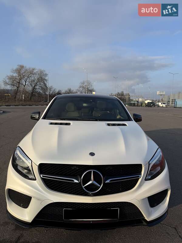 Внедорожник / Кроссовер Mercedes-Benz GLE-Class 2018 в Киеве
