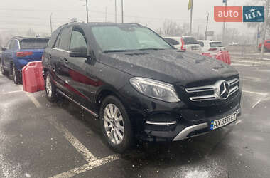 Внедорожник / Кроссовер Mercedes-Benz GLE-Class 2017 в Киеве