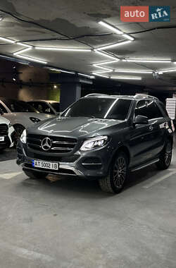 Внедорожник / Кроссовер Mercedes-Benz GLE-Class 2017 в 