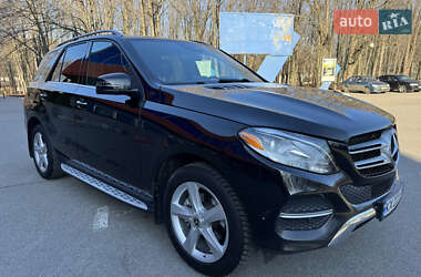 Внедорожник / Кроссовер Mercedes-Benz GLE-Class 2017 в 