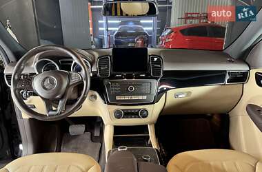 Внедорожник / Кроссовер Mercedes-Benz GLE-Class 2016 в 