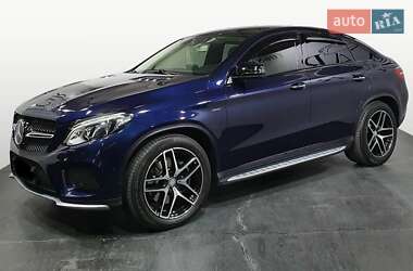 Позашляховик / Кросовер Mercedes-Benz GLE-Class 2016 в 