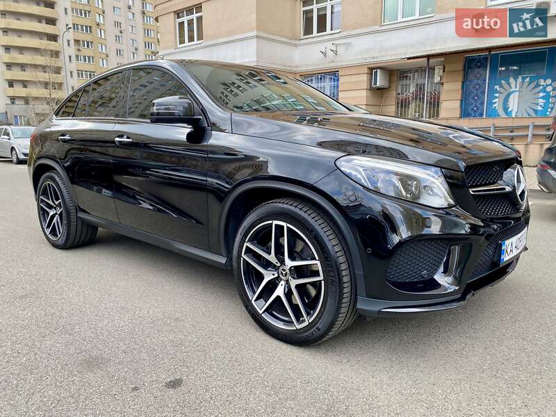 Позашляховик / Кросовер Mercedes-Benz GLE-Class 2019 в 